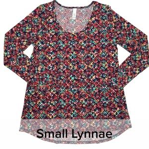NWT LuLaRoe Lynnae Long Sleeve Top size small